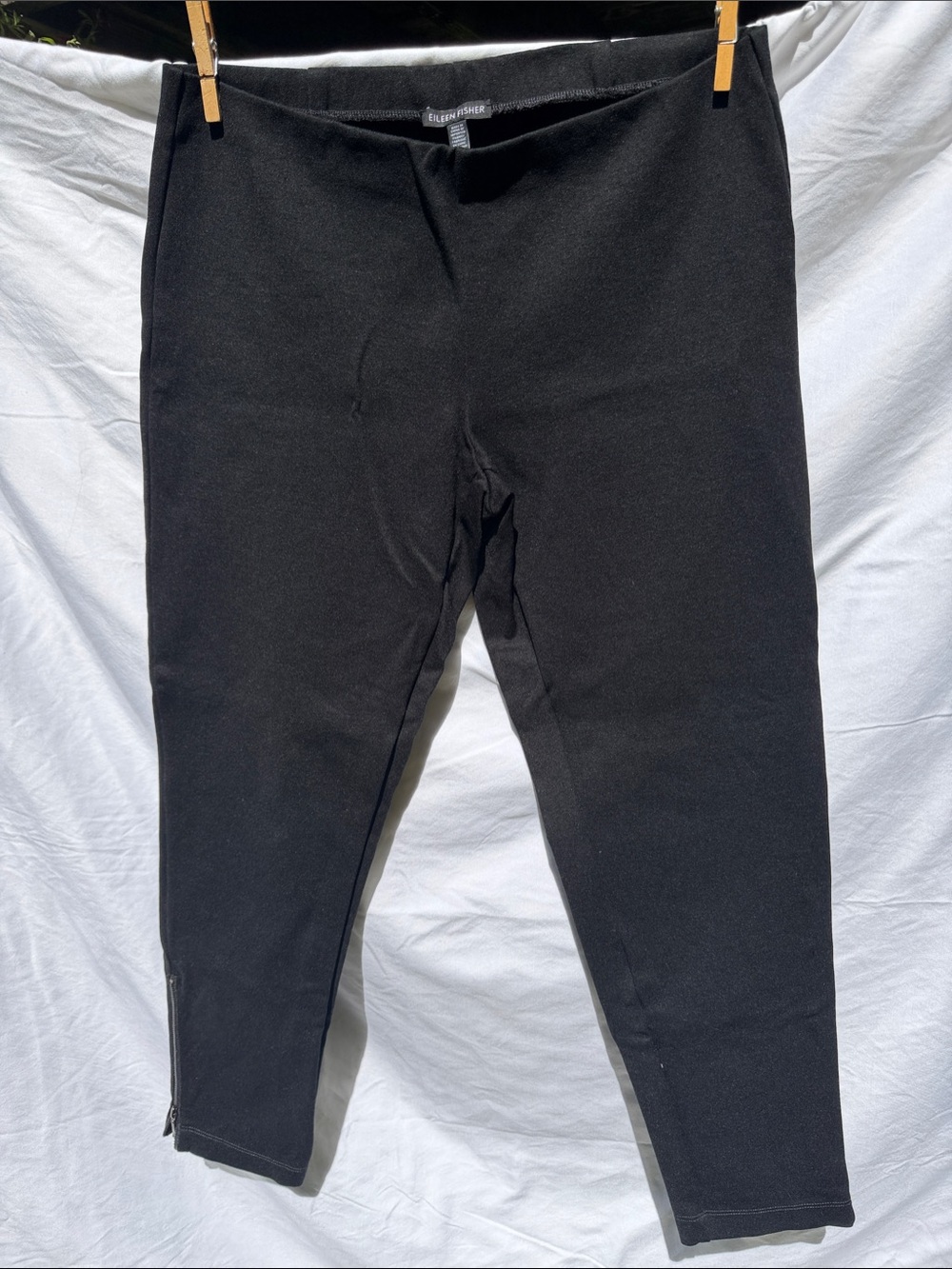 Eileen Fisher Black Stretch Twill Ankle Pant with Ankle Zips